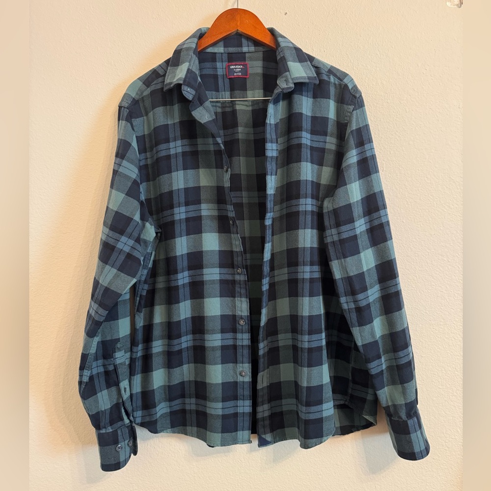 UNTUCKit Mens Azedo Flannel Slim Fit Long Sleeve Plaid Button-Up Shirt